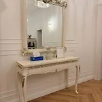 Apartment Crown Ultracentral - One Bedroom, Living & Full Kitchen Timisoara