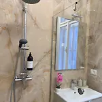 Crown Ultracentral - One Bedroom, Living & Full Kitchen Timisoara
