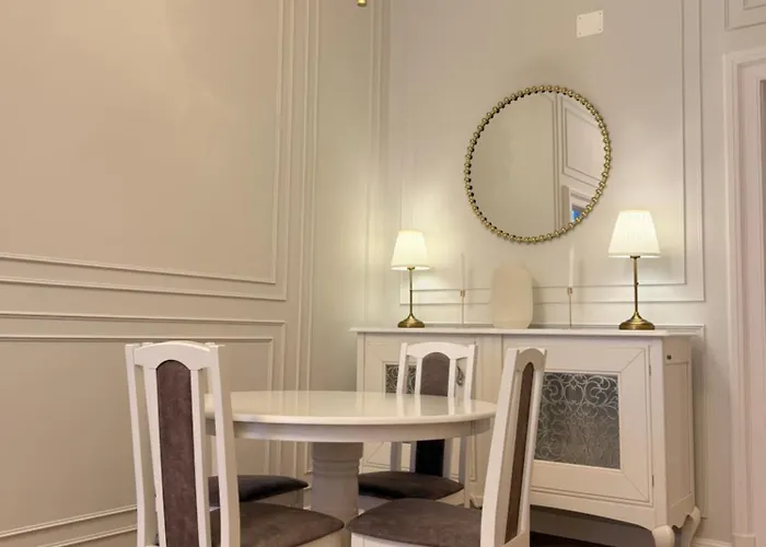 Crown Ultracentral - One Bedroom, Living & Full Kitchen Lejlighed Timişoara